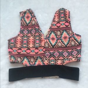 L // V neck crop top